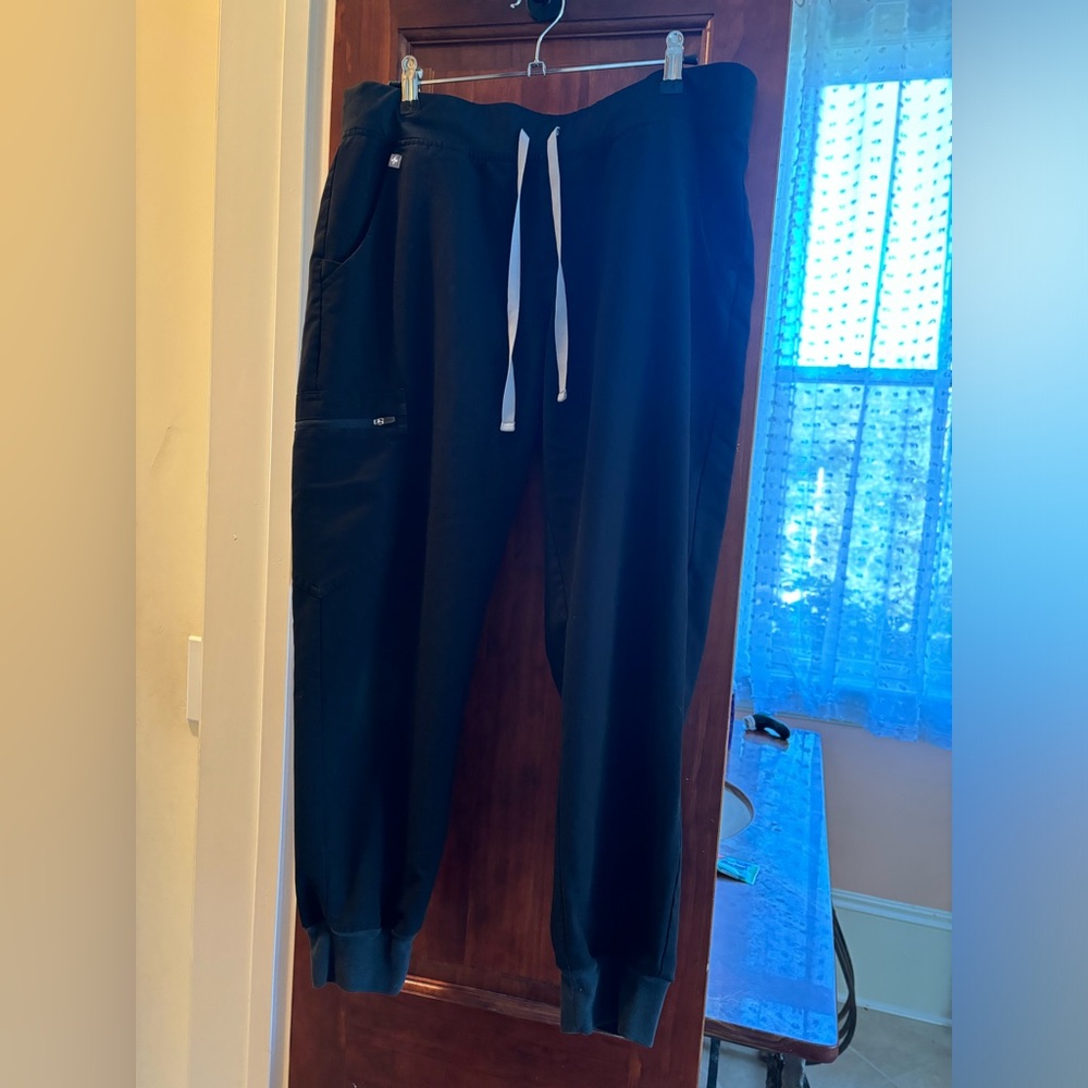 Figs joggers